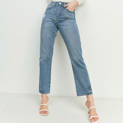 JBD MEDIUM WASH ULTRA HIGH RISE GIRLFRIEND JEANS