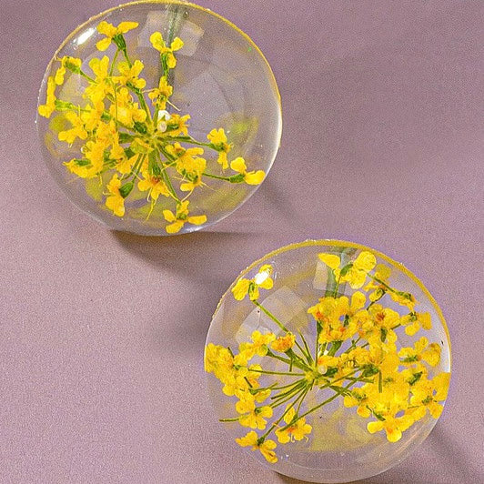 MERISSA PRESSED FLOWER STUD EARRINGS