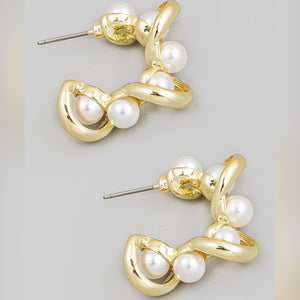 JACEE TWIST PEARL HOOP EARRINGS