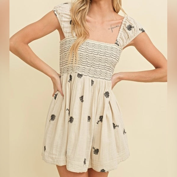 FALLING FOR YOU FLORAL EMBROIDERED DRESS