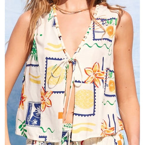 ON THE ISLAND ABSTRACT PATTERN FRONT TIE TOP