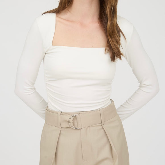 BUSY WOMAN WHITE SQUARE NECK TOP