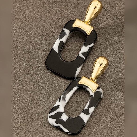 DAHLIA BLACK AND WHITE TORTOISE DROP EARRINGS