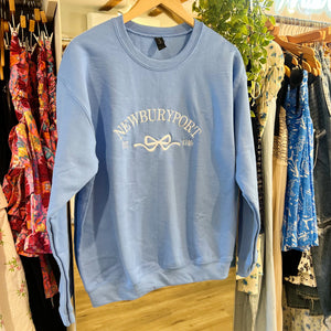 NEWBURYPORT EMBROIDERED BOW SWEATSHIRT