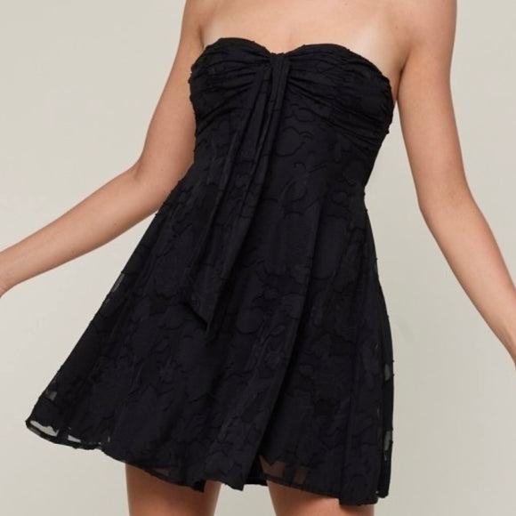 WAITING ON YOU BLACK STRAPLESS MINI DRESS