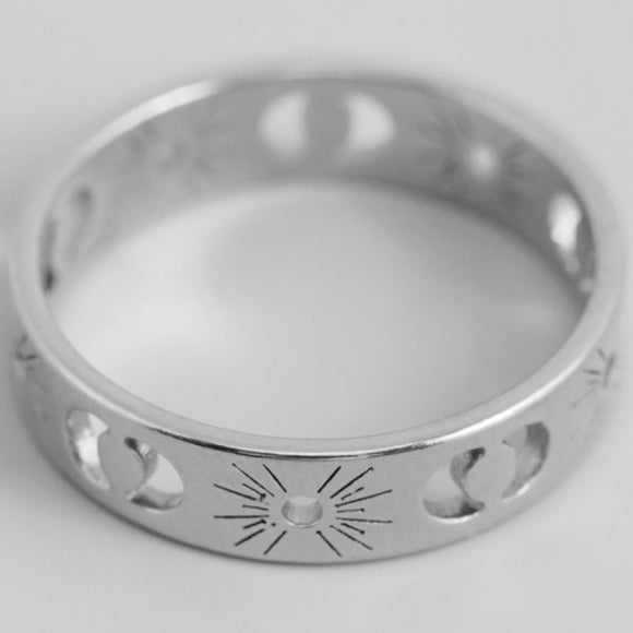 SANSA SILVER MOON RING