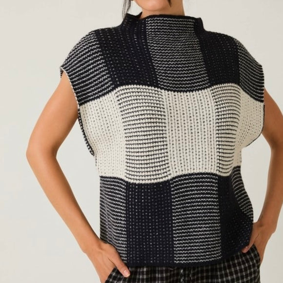 GET IT ACROSS SWEATER VEST