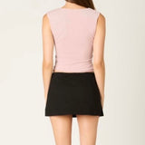 NEED A MINUTE PINK V NECK TOP