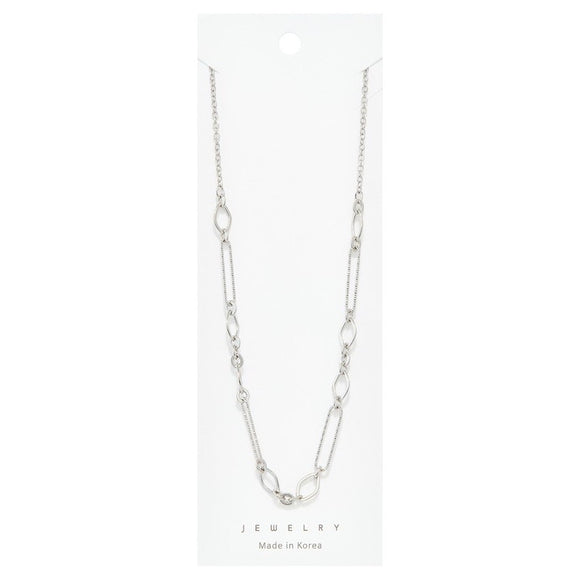 ZYLA SILVER CHAIN LINK NECKLACE